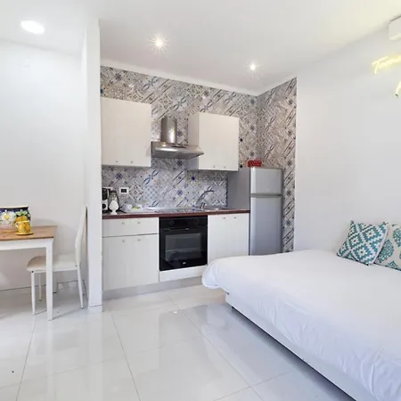 Sorrento Home לינה וארוחת בוקר